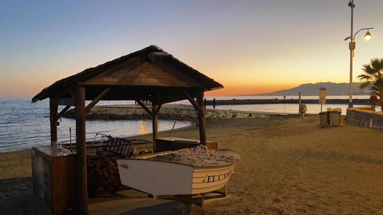 Exclusivo Apartamento Cerca De La Playa Малага Экстерьер фото