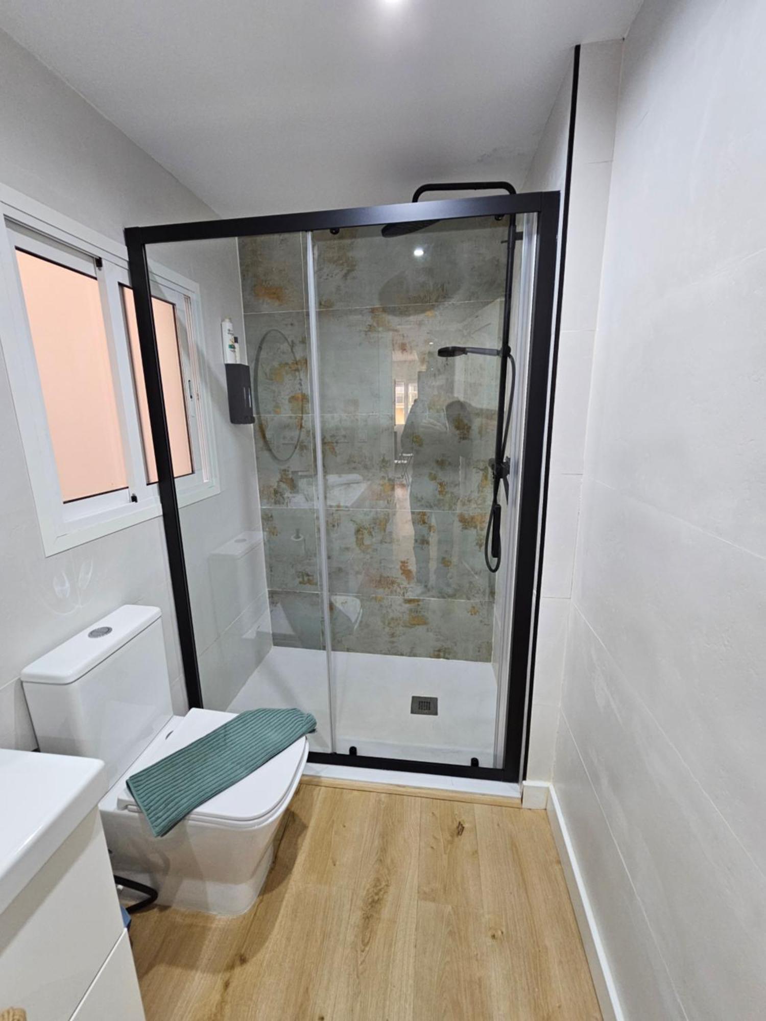 Exclusivo Apartamento Cerca De La Playa Малага Экстерьер фото